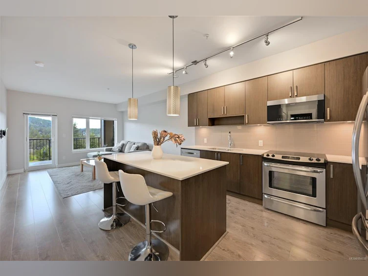 305-286 Wilfert Road, Colwood, BC, V9C 0H6 - 5