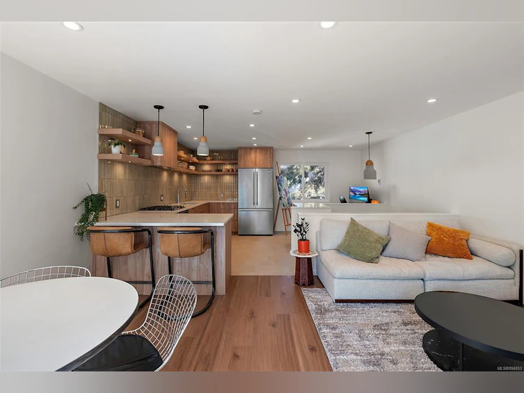 7-210 Douglas Street, Victoria, BC, V8V 2P2 - 15