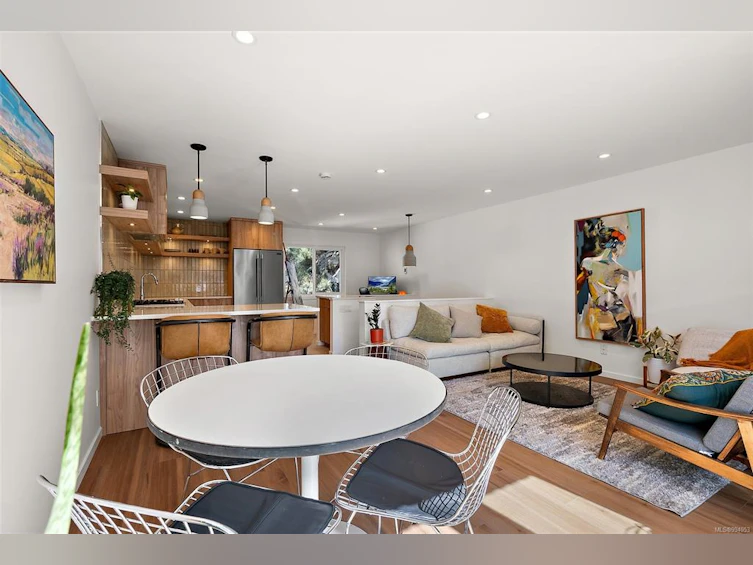 7-210 Douglas Street, Victoria, BC, V8V 2P2 - 23