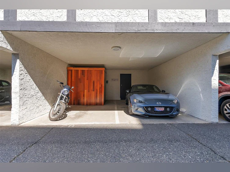 7-210 Douglas Street, Victoria, BC, V8V 2P2 - 27