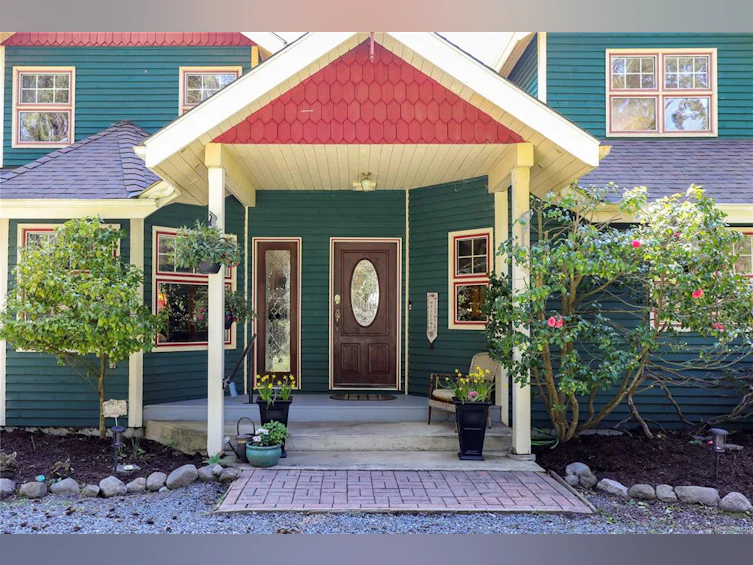 860 E Garden Road, Qualicum Beach, BC, V9K 1N2 - 4