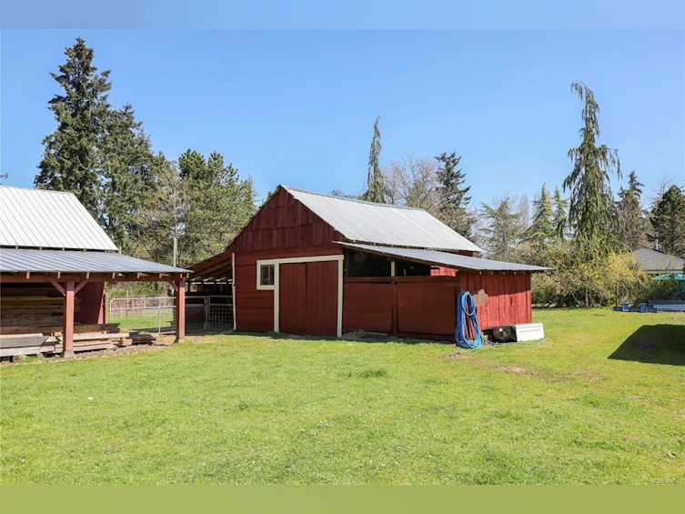 860 E Garden Road, Qualicum Beach, BC, V9K 1N2 - 17