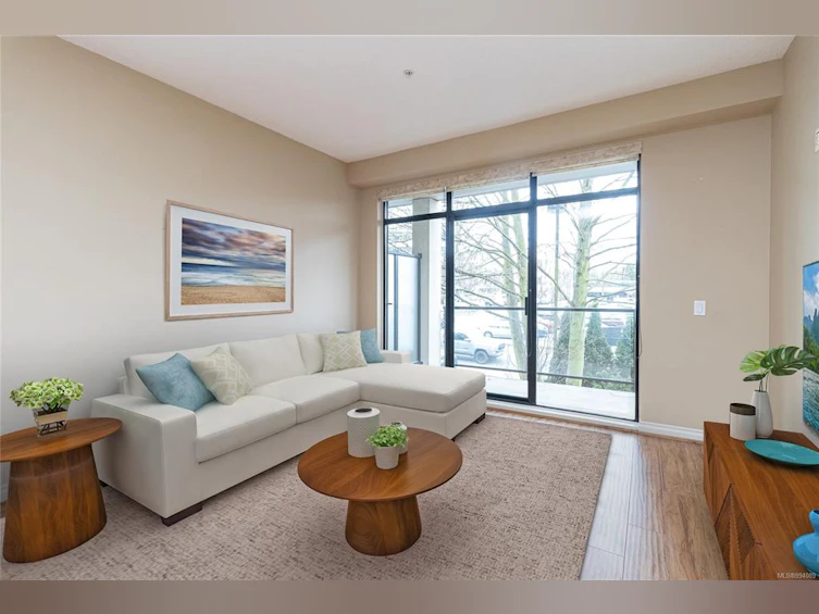 208-820 Short Street, Saanich, BC, V8X 2V5 - 2