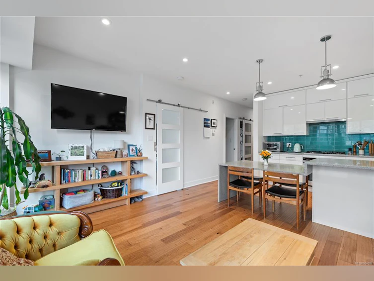 N207-1105 Pandora Street, Victoria, BC, V8V 3P9 - 10