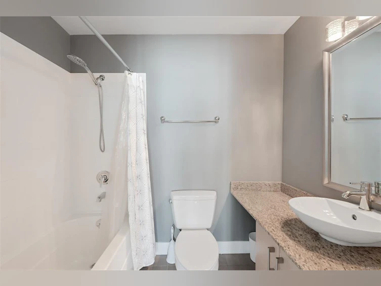 810-845 Yates Street, Victoria, BC, V8X 4Z3 - 19