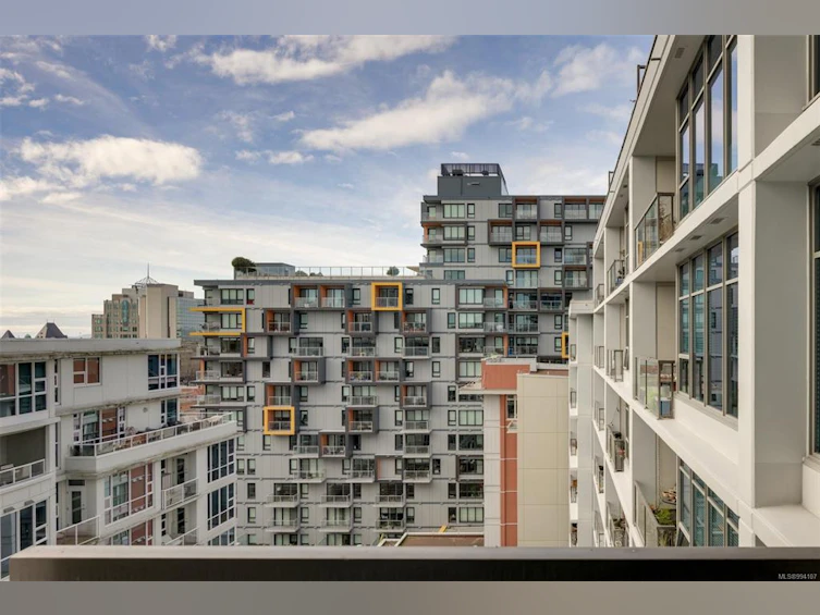 810-845 Yates Street, Victoria, BC, V8X 4Z3 - 27