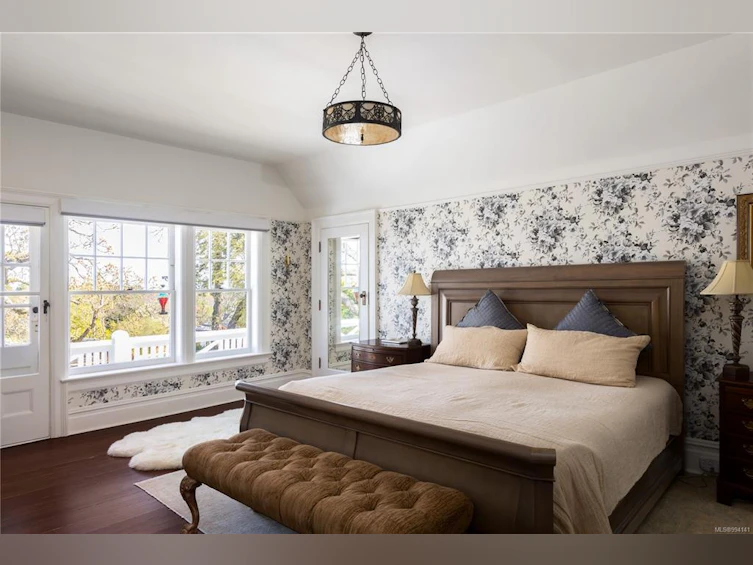 1745 Rockland Avenue, Victoria, BC, V8S 1W6 - 32