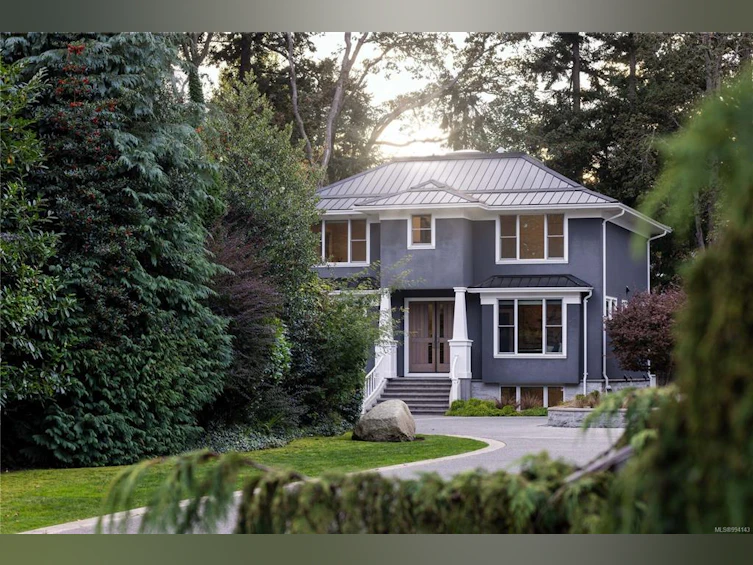 1198 Hewlett Place, Oak Bay, BC, V8S 4P7 - 2