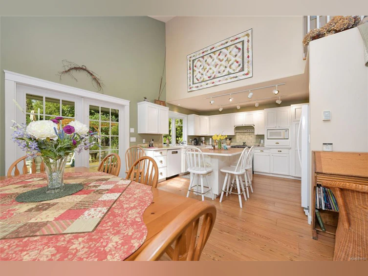 517 Sandy Hook Road, Mayne Island, BC, V0N 2J1 - 26