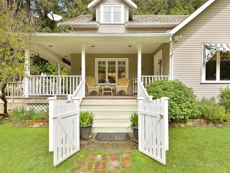 517 Sandy Hook Road, Mayne Island BC V0N 2J1