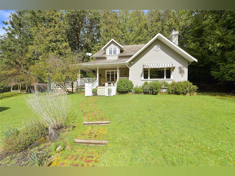 517 Sandy Hook Road, Mayne Island, BC, V0N 2J1 - 3