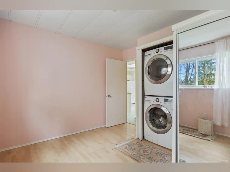 1043 2nd Street, Courtenay, BC, V9N 1C5 - 17