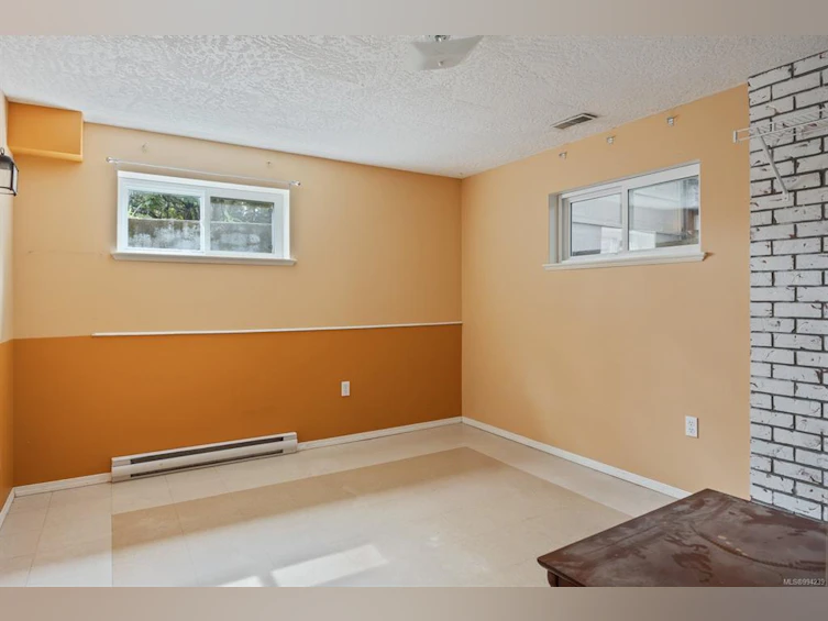 1043 2nd Street, Courtenay, BC, V9N 1C5 - 19