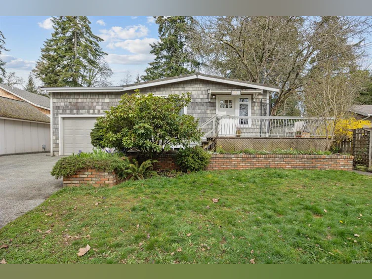 1043 2nd Street, Courtenay, BC, V9N 1C5 - 23