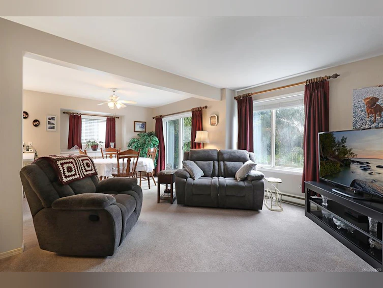 4624A Muir Road, Courtenay, BC, V9N 9A1 - 5