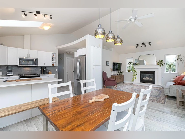 35 Stoneridge Drive, View Royal, BC, V9B 6M4 - 19