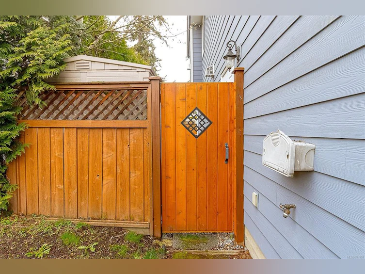 35 Stoneridge Drive, View Royal, BC, V9B 6M4 - 51