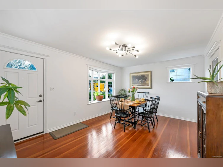 1039 Dunsmuir Road, Esquimalt, BC, V9A 5C5 - 8