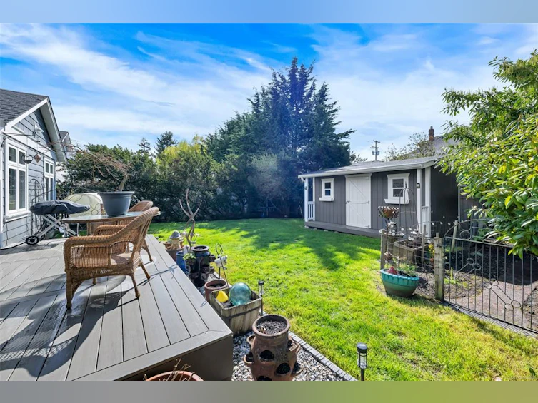 1039 Dunsmuir Road, Esquimalt, BC, V9A 5C5 - 38