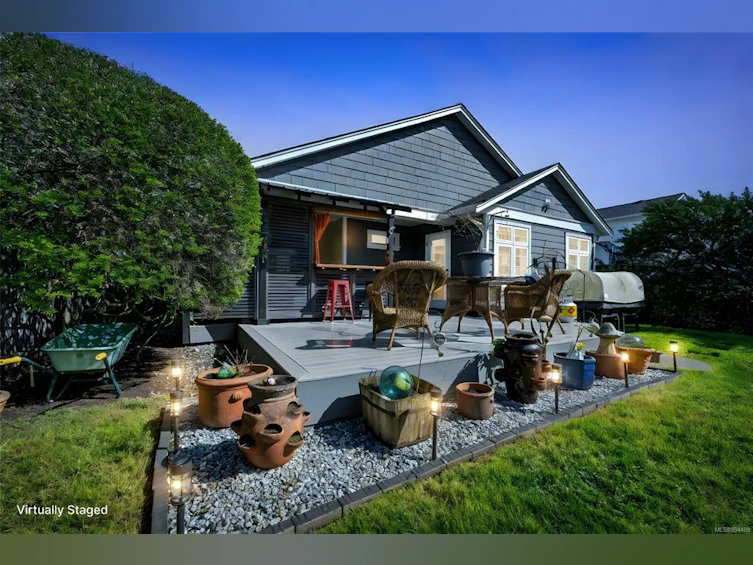 1039 Dunsmuir Road, Esquimalt, BC, V9A 5C5 - 45