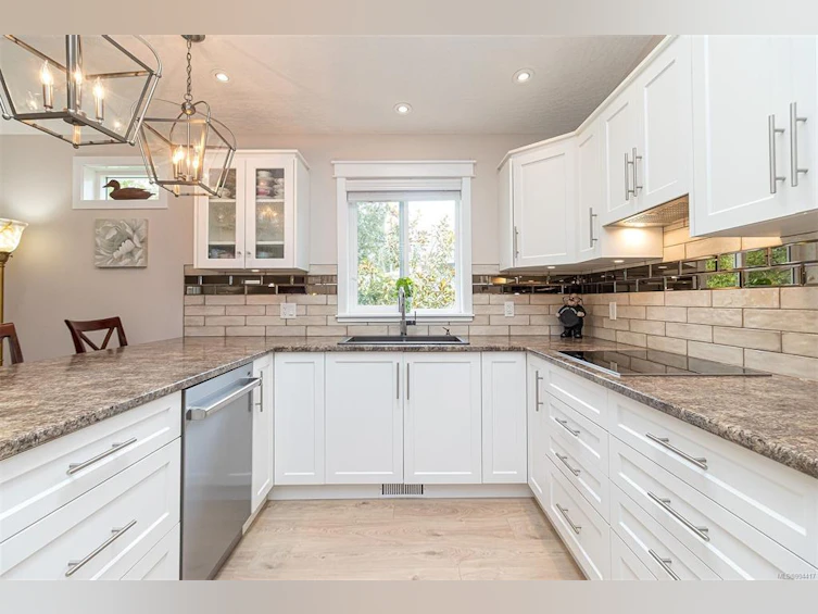 31-7586 Tetayut Road, Central Saanich, BC, V8M 0B4 - 13