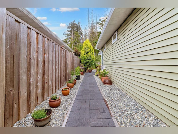 31-7586 Tetayut Road, Central Saanich, BC, V8M 0B4 - 50