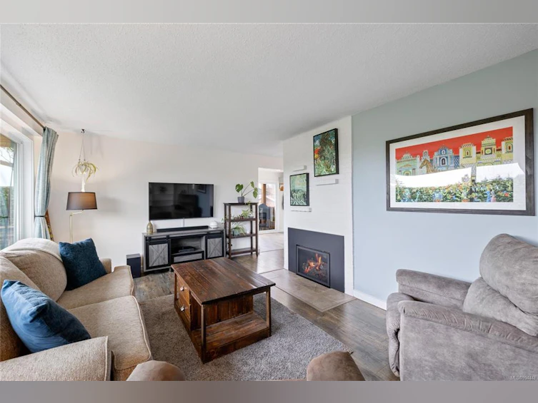 110 Princess Street, Nanaimo, BC, V9R 4M5 - 2