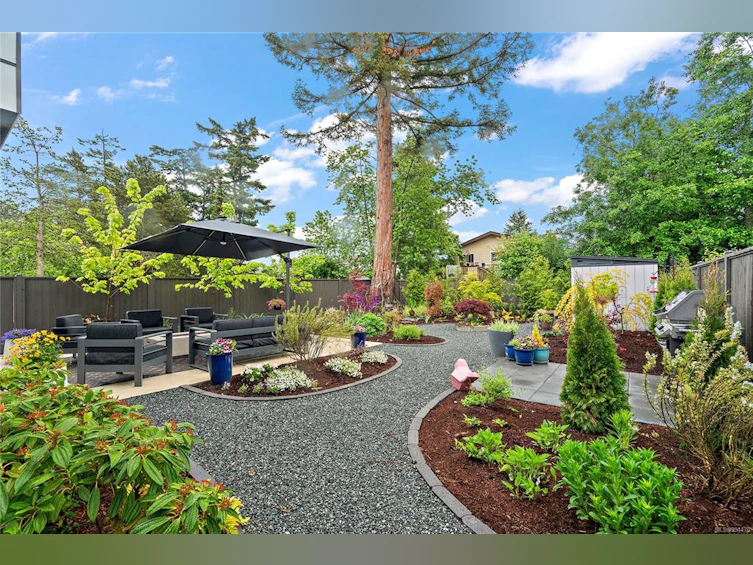 9499 Maryland Drive, Sidney, BC, V8L 2R7 - 31