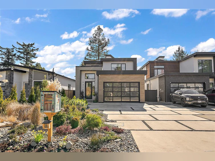 9499 Maryland Drive, Sidney, BC, V8L 2R7 - 39