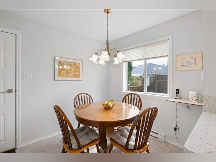 756 Forsyth Avenue, Parksville, BC, V9P 1E5 - 6