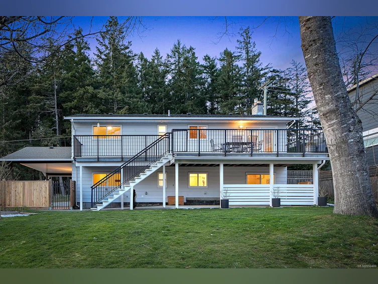 2285 Robb Avenue, Comox, BC, V9M 1J2 - 28