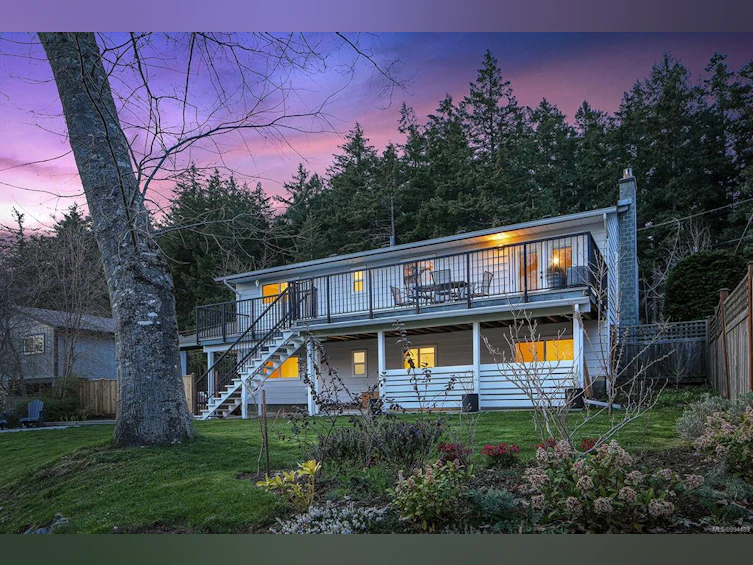 2285 Robb Avenue, Comox, BC, V9M 1J2 - 29