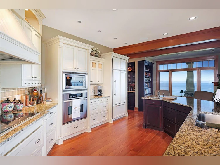 1133 Yates Road, Comox, BC, V9M 3X3 - 12