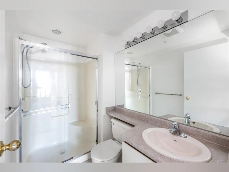 803-1010 View Street, Victoria, BC, V8V 4Y3 - 14
