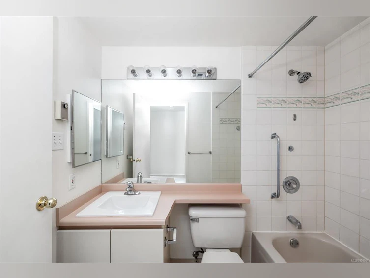 803-1010 View Street, Victoria, BC, V8V 4Y3 - 15