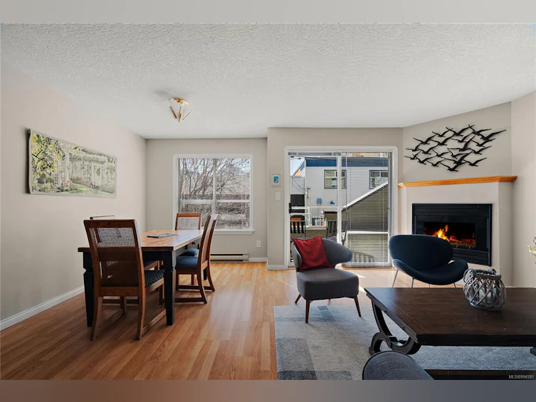 205-832 Fisgard Street, Victoria, BC, V8W 1S1 - 3