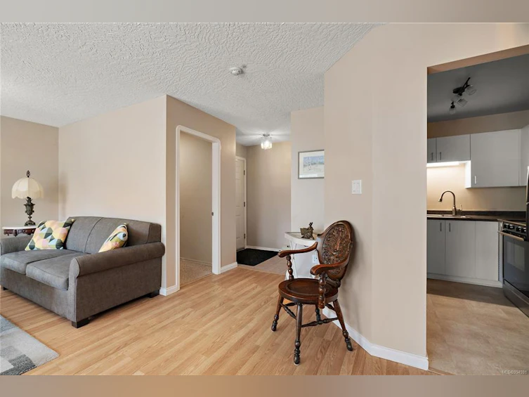 205-832 Fisgard Street, Victoria, BC, V8W 1S1 - 6