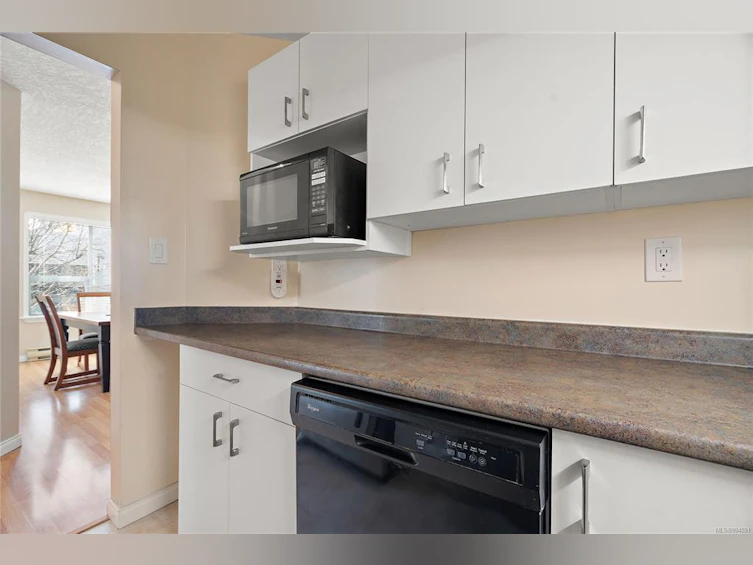 205-832 Fisgard Street, Victoria, BC, V8W 1S1 - 8