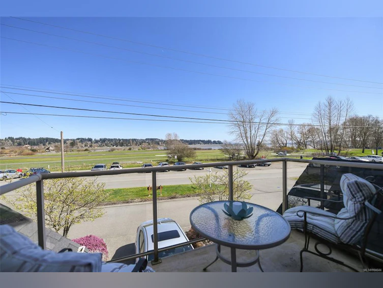 3-2475 Mansfield Drive, Courtenay, BC, V9N 2M2 - 3