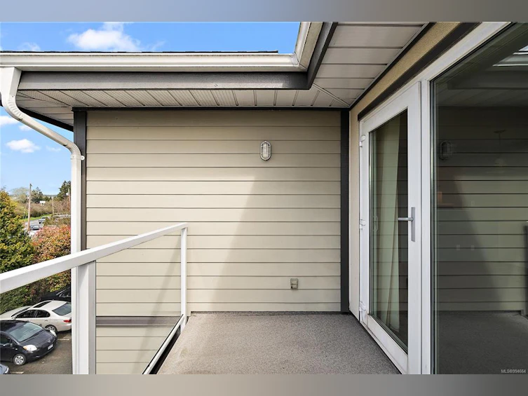 301-2227 James White Boulevard, Sidney, BC, V8L 1Z5 - 12