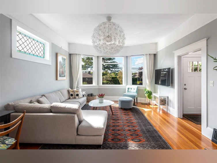 1330 Haultain Street, Victoria, BC, V8R 2J5 - 3
