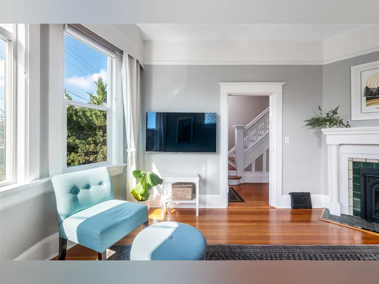 1330 Haultain Street, Victoria, BC, V8R 2J5 - 5