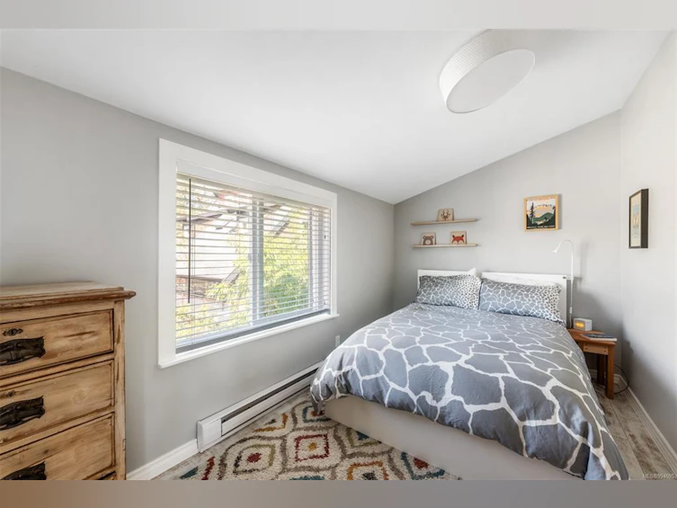 1330 Haultain Street, Victoria, BC, V8R 2J5 - 17