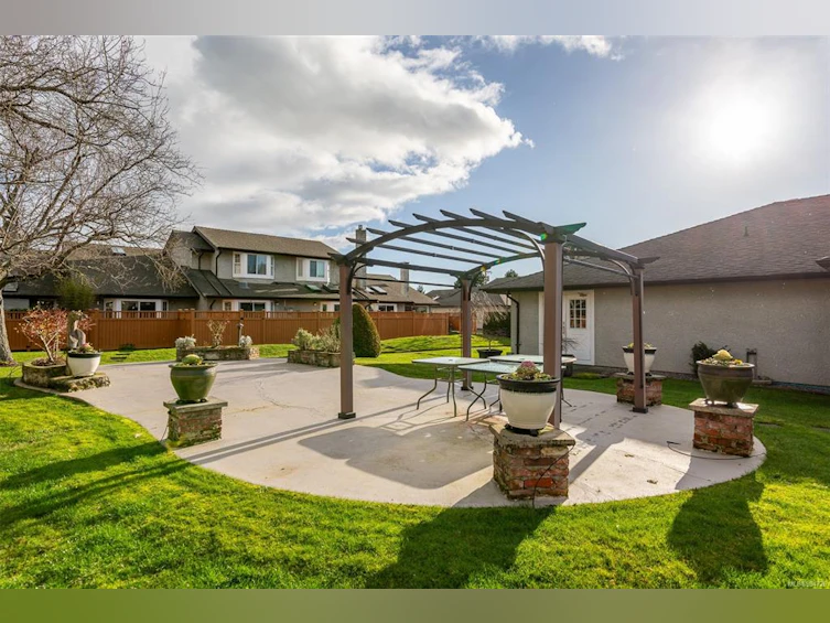 35-2070 Amelia Avenue, Sidney, BC, V8L 4X6 - 34