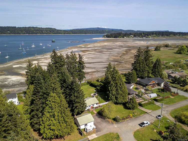 7410 Yake Road, Fanny Bay, BC, V0R 1W0 - 14