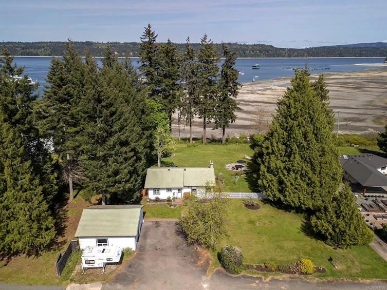 7410 Yake Road, Fanny Bay, BC, V0R 1W0 - 4