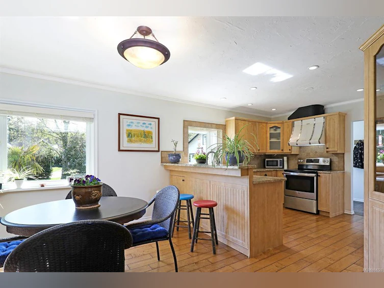 7410 Yake Road, Fanny Bay, BC, V0R 1W0 - 6