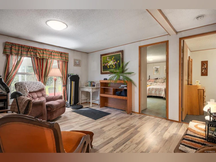 8352 Bayview Park Drive, Nanaimo, BC, V0R 2H0 - 8