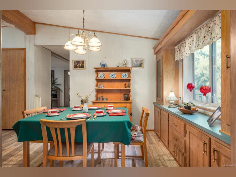 8352 Bayview Park Drive, Nanaimo, BC, V0R 2H0 - 11