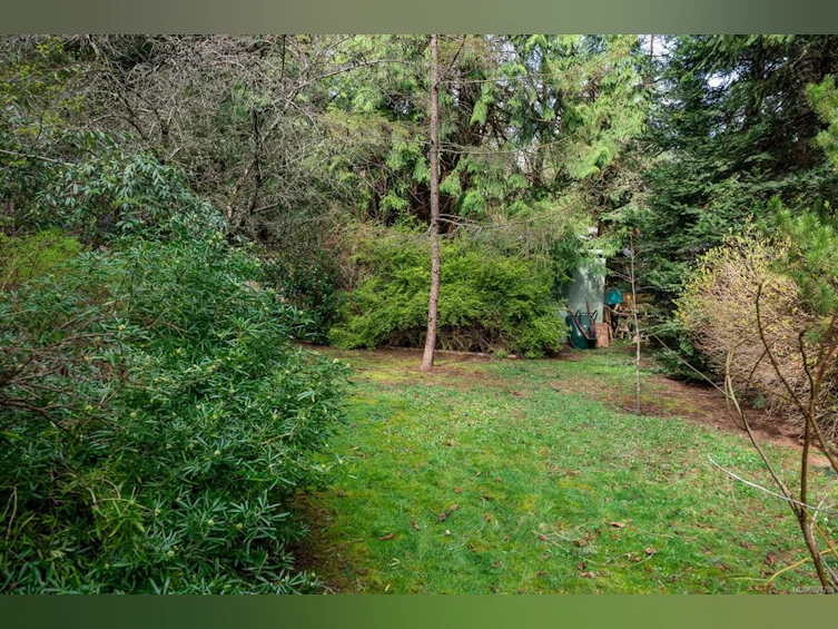 8352 Bayview Park Drive, Nanaimo, BC, V0R 2H0 - 37